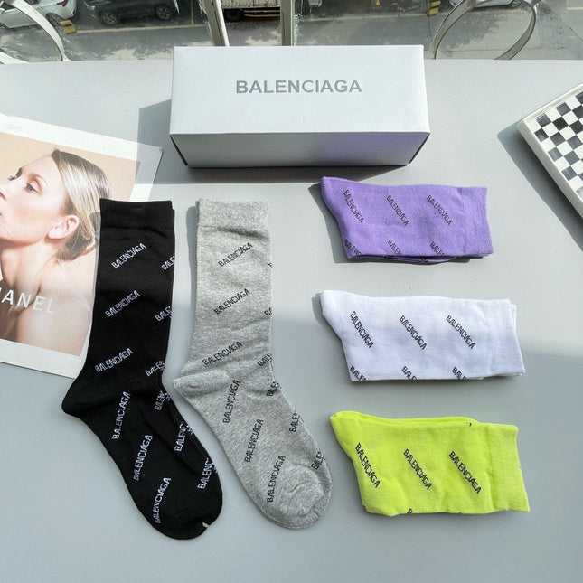 BALENCIAGA 26S CREW SOCKS 524906 (1 BOX)