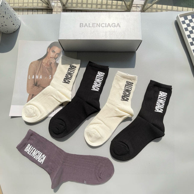 BALENCIAGA 26S CREW SOCKS 561313 (1 BOX)