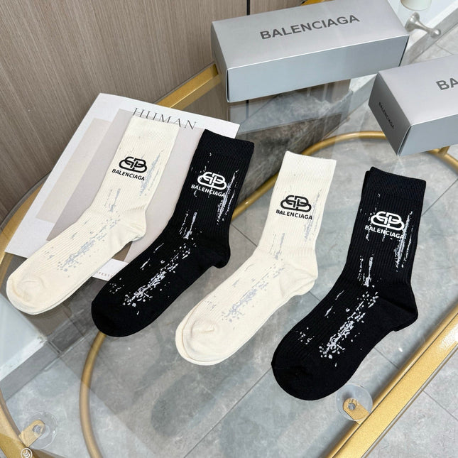 BALENCIAGA 26S CREW SOCKS 893594 (1 BOX)