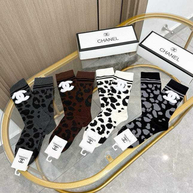 CHANEL 26S CREW SOCKS 407156 (1 BOX)