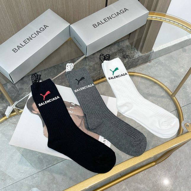 BALENCIAGA 26S CREW SOCKS 410313 (1 BOX)