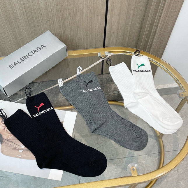 BALENCIAGA 26S CREW SOCKS 410313 (1 BOX)