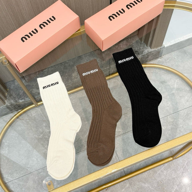 MIUMIU 26S CREW SOCKS 410317 (1 BOX)