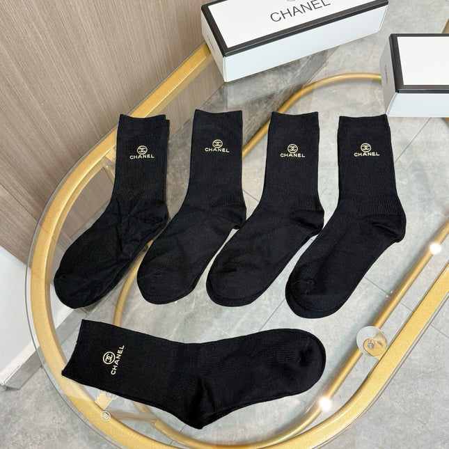 CHANEL 26S CREW SOCKS 412417 (1 BOX)
