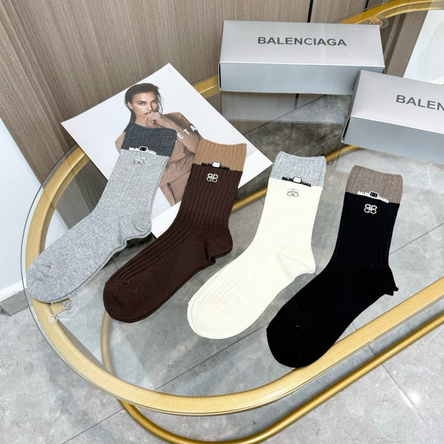 BALENCIAGA 26S CREW SOCKS 423057 (1 BOX)