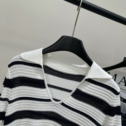 MO&CO. SHORT-SLEEVE KNIT TOP IN WHITE WITH BLACK STRIPES 267958