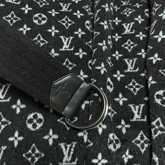 DIOR HOODED COAT IN BLACK WOOL