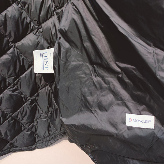 MONCLER 25S JACKET IN BLACK 039