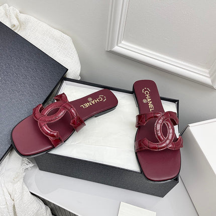 CHANEL CC LOGO MULES IN BURGUNDY CALFSKIN