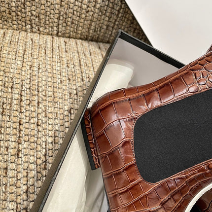 CHANEL 26S ANKLE BOOTS IN BROWN CROCODILE EMBOSSED CALFSKIN WITH WHITE TRIM