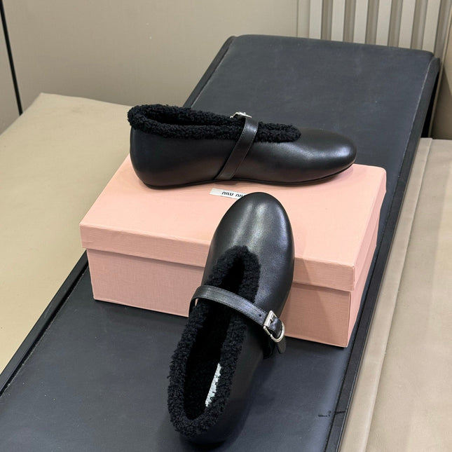 ALAIA 25S MARY JANE SHEARLING FLATS IN BLACK CALFSKIN