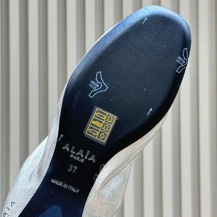 ALAIA 26S BALLET FLATS IN SILVER LAMBSKIN