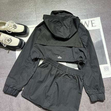 ALO 26S HOODED CROPPED JACKET & SHORTS SET 275