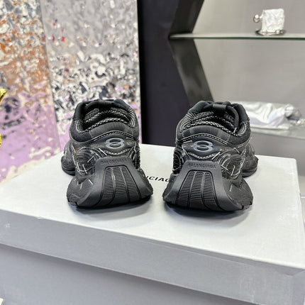 STAPLER SNEAKER IN BLACK MIX GRAY POLYURETHANE AND MESH