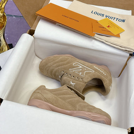 LV 26S FOOTPRINT SOCCER SNEAKERS IN BEIGE SUEDE
