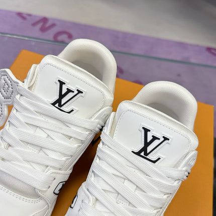 LV 26S LOW TOP SNEAKERS IN WHITE CALFSKIN