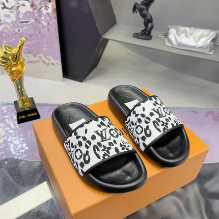LV 26S SLIDE SANDALS IN WHITE BLACK CALFSKIN AND CANVAS