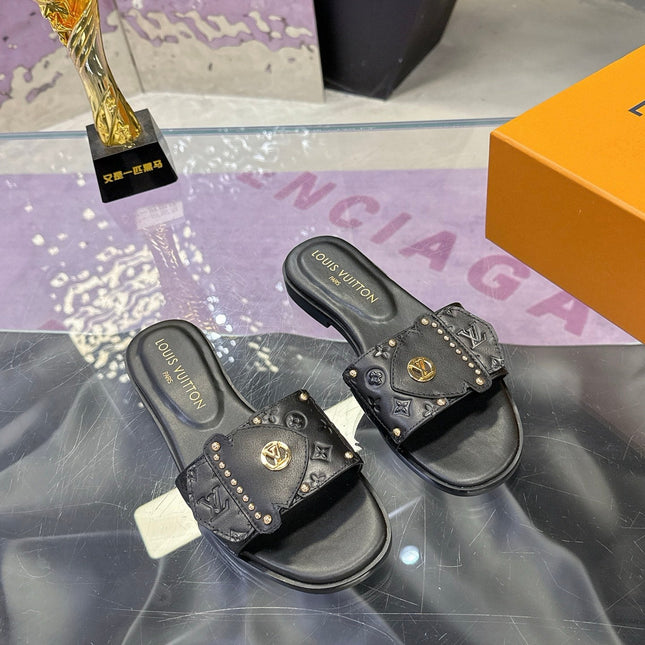 LV 26S FLAT SLIDE SANDALS IN BLACK EMBOSSED CALFSKIN GOLD HARDWARE