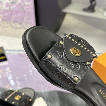 LV 26S FLAT SLIDE SANDALS IN BLACK EMBOSSED CALFSKIN GOLD HARDWARE