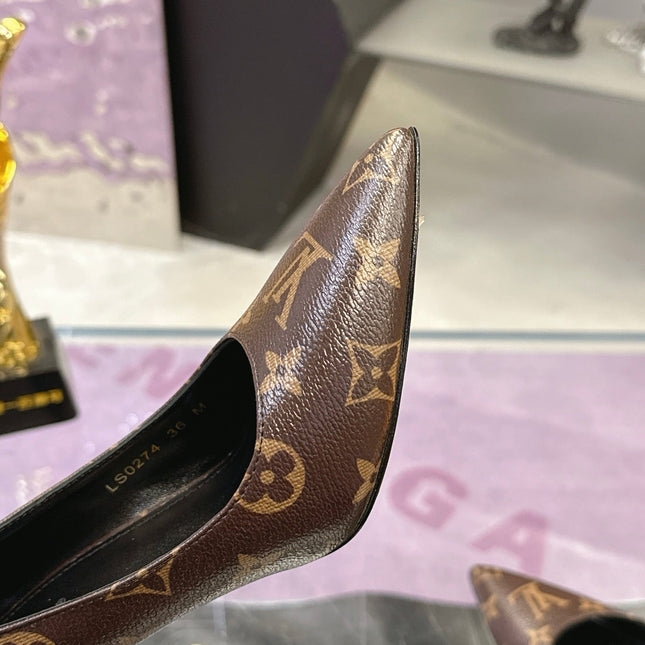 LV 26S POINTED TOE PUMPS 85MM IN DARK BROWN MONOGRAM CALFSKIN