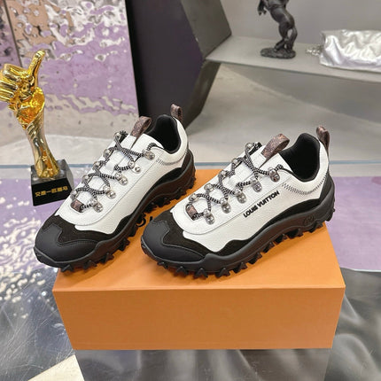 LV 26S RUSH XPLORER SNEAKER IN WHITE BLACK CALFSKIN AND SUEDE