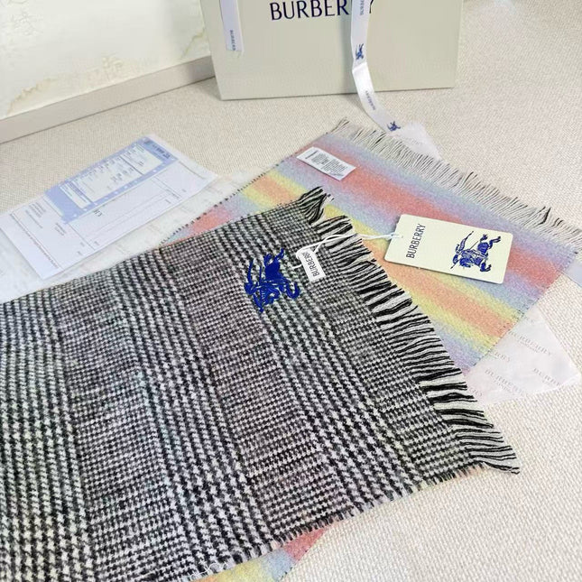 BURBERRY 26S SCARF 190CM IN CASHMERE 179843