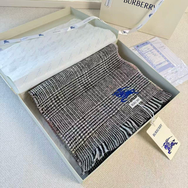 BURBERRY 26S SCARF 190CM IN CASHMERE 179843