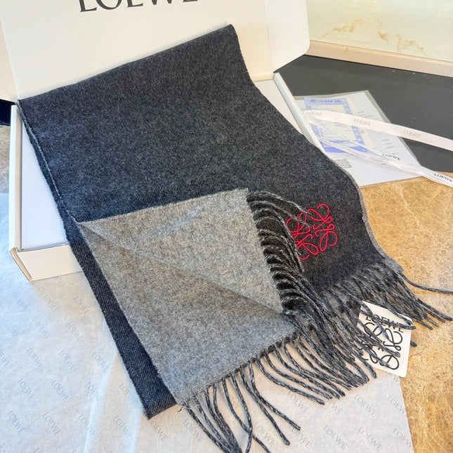 LOEWE 26S SCARF 180 IN CASHMERE 181844