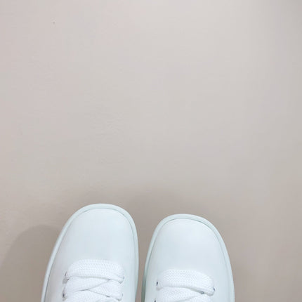 BURBERRY 26S LACE UP SNEAKERS IN WHITE CALFSKIN