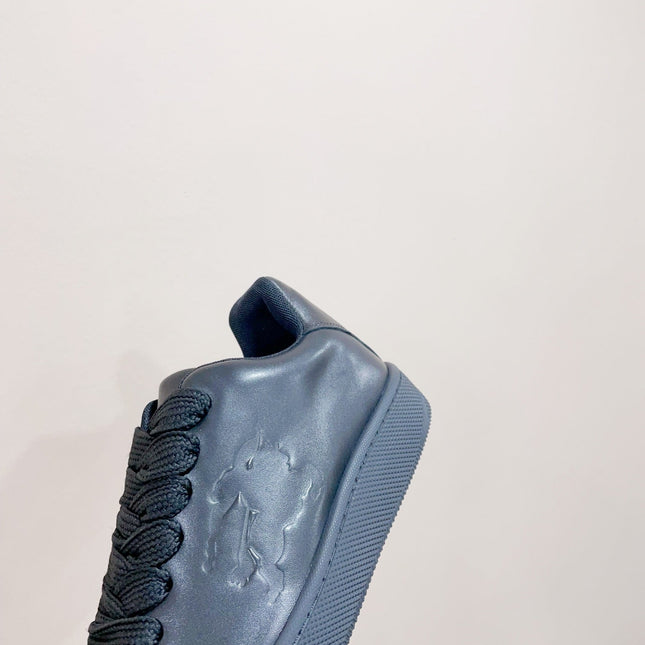 BURBERRY 26S LACE UP SNEAKERS IN BLACK CALFSKIN