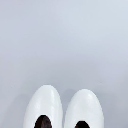 ALAIA MARY JANE SHOES IN WHITE LAMBSKIN WITH GOLD HARDWARE