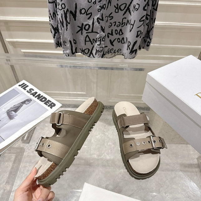 DIOR 26S SLIDES IN KHAKI CANVAS