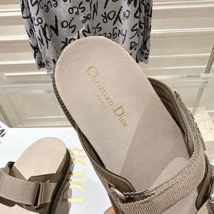 DIOR 26S SLIDES IN KHAKI CANVAS
