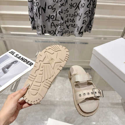 DIOR 26S SLIDES IN BEIGE CANVAS