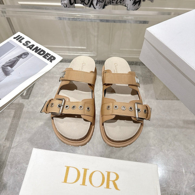 DIOR 26S SLIDES IN CAMEL BEIGE CANVAS