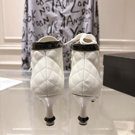 CHANEL 26S HIGH HEEL KNEE HIGH BOOTS 70 MM IN WHITE LAMBSKIN AND BLACK PATENT CALFSKIN