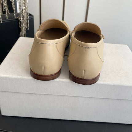 CHLOÉ 26S LOAFERS IN BEIGE CALFSKIN