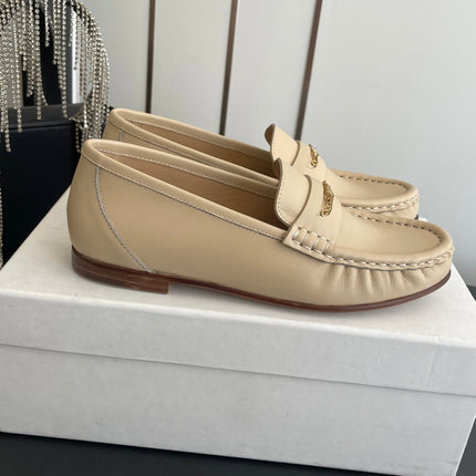 CHLOÉ 26S LOAFERS IN BEIGE CALFSKIN