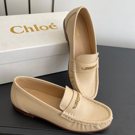 CHLOÉ 26S LOAFERS IN BEIGE CALFSKIN