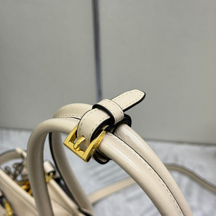 PRADA 25S BONNIE LARGE HANDBAG 38 IN BEIGE CALFSKIN GOLD HARDWARE