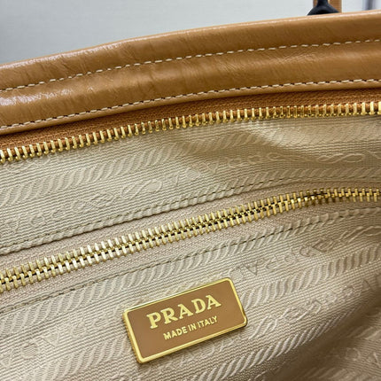 PRADA 25S LUX SOFT BAG 42 IN CARAMEL GLOSSY CALFSKIN GOLD HARDWARE