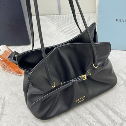 PRADA 25S DADA SMALL BAG 25 IN BLACK CALFSKIN GOLD HARDWARE
