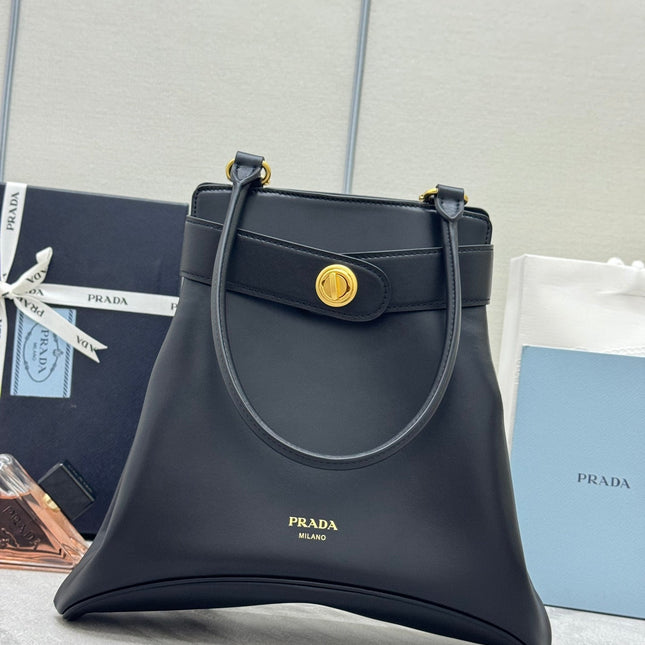 PRADA 26S CAREY MEDIUM HANDBAG 31 IN BLACK LEATHER