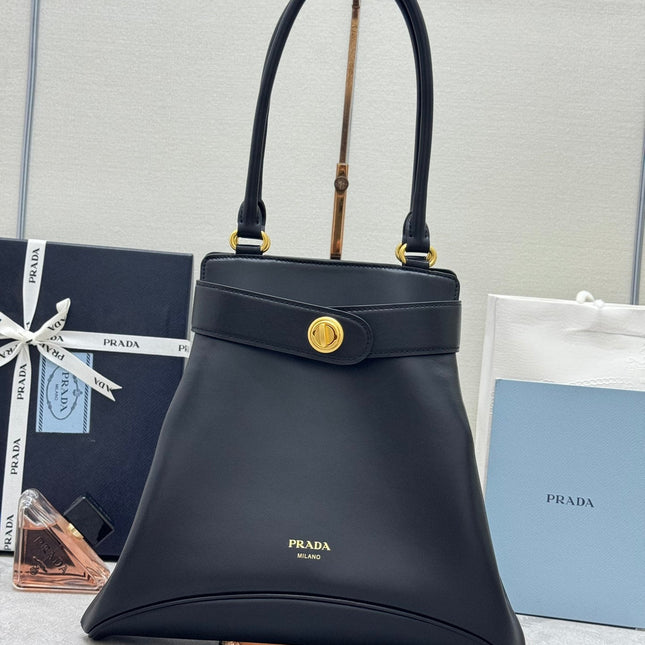 PRADA 26S CAREY MEDIUM HANDBAG 31 IN BLACK LEATHER