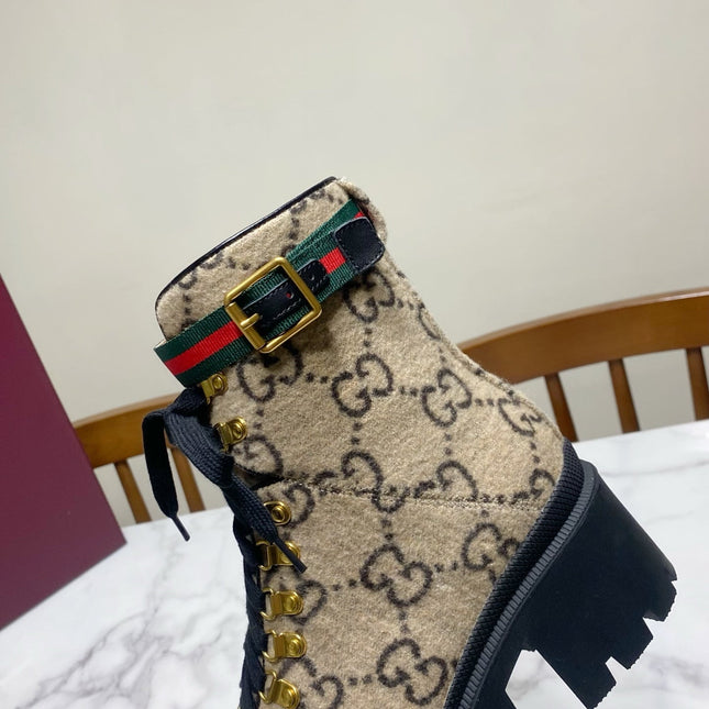 GUCCI 26S PLATFORM ANKLE BOOTS 70 MM IN BEIGE WOOL
