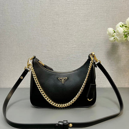 HOBO BAG 23 IN BLACK SMOOTH NAPPA LAMBSKIN GOLD HARDWARE