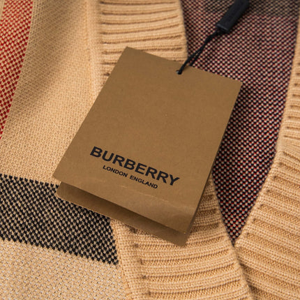 BURBERRY 26S CARDIGAN 370