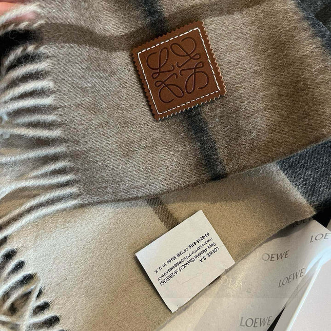 LOEWE 26S SCARF 180 IN CASHMERE 481050