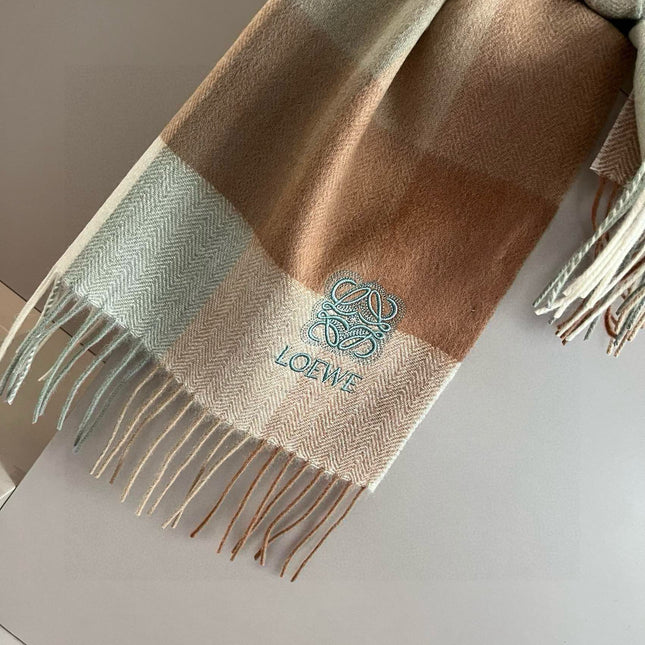 LOEWE 26S SCARF 180 IN CASHMERE 481062