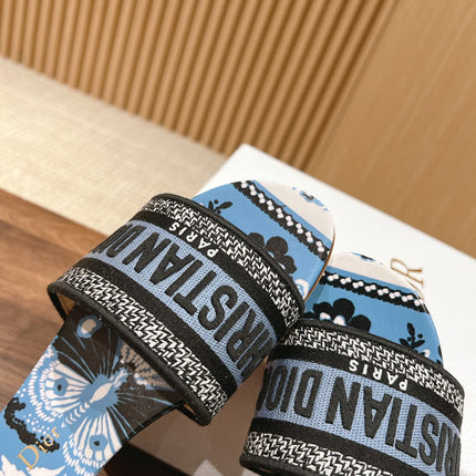 DIOR 26S SLIDE SANDALS IN BLUE FLORAL PRINT LOGO STRAP